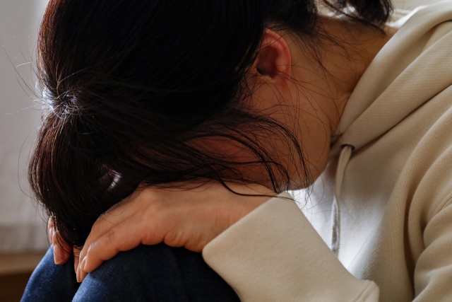 【修羅場】私「息苦しい・・・月曜、病院行っていい・・・？」旦那「月曜は仕事出て！火曜日に病院行っていいから。俺友達と遊んでくる～」→病院行った結果・・・