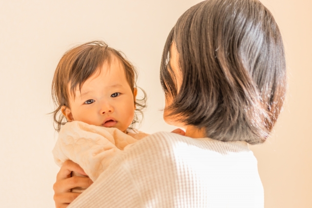 コトメが毎月子連れで連泊。私「双子の育児もあるから接待キツイ」夫「たかが飯支度が2人分増えるだけだろ!」私「…実家に帰る」夫「ダメ」→結果・・・